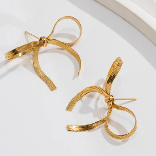 Gianna Short Bow Earrings - Gold
