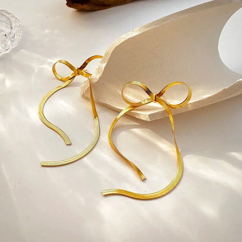Jasmine Dangling Bow Earrings - Gold